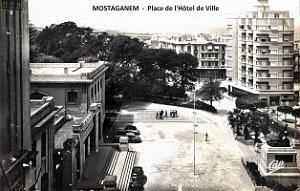 Mostaganem - Place de l'Hotel de Ville